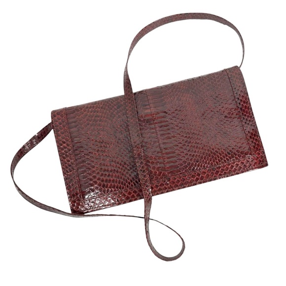 VINTAGE Red Snakeskin Fold Over Clutch Crossbody Bag Purse - Picture 1 of 5